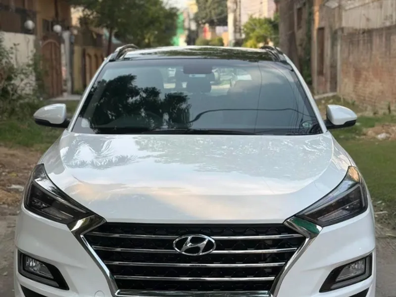 Hyundai Tucson Car Rent in Lahore | Musaafir Tours